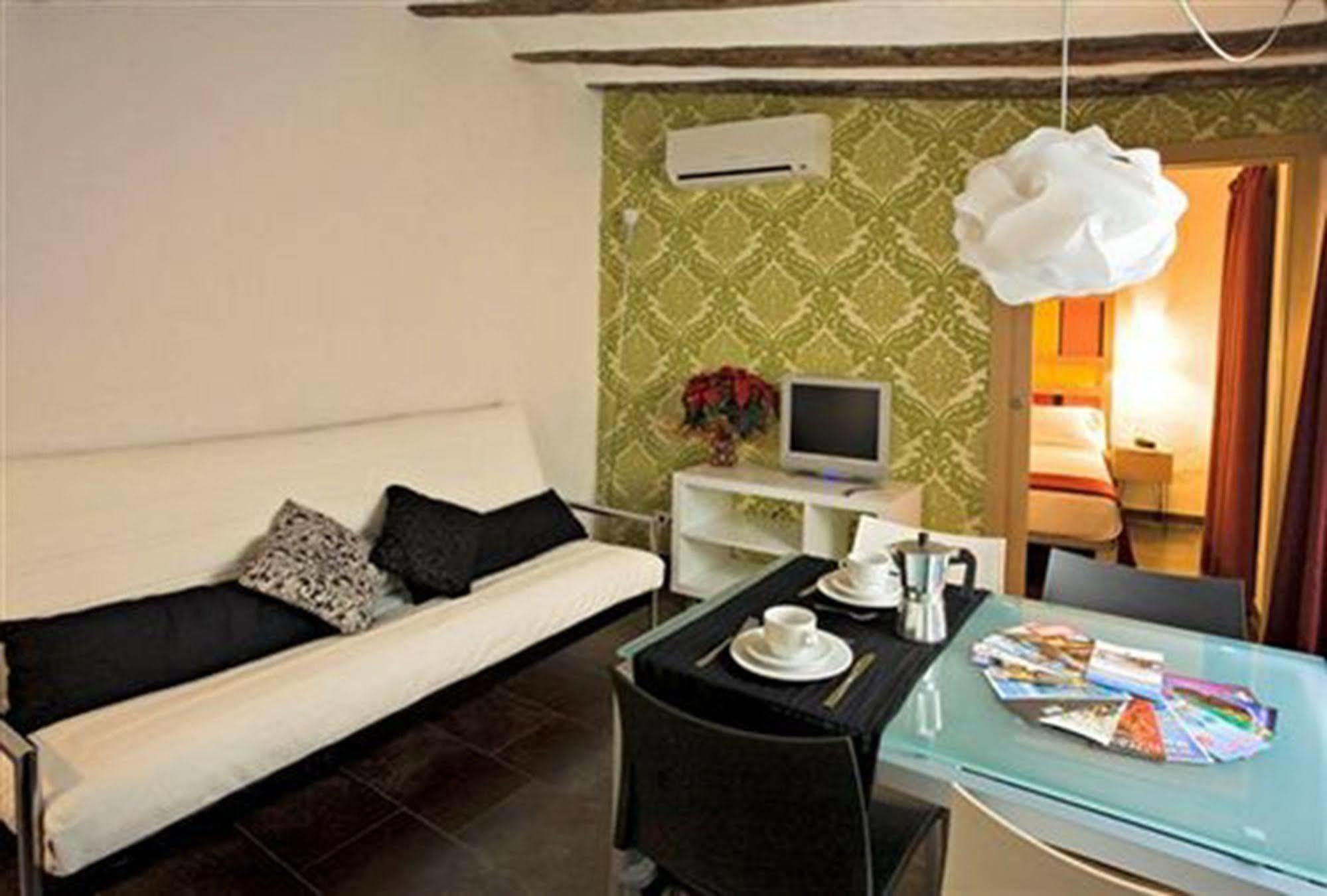 Apartaments Ciutat Vella Barcelona Exteriér fotografie
