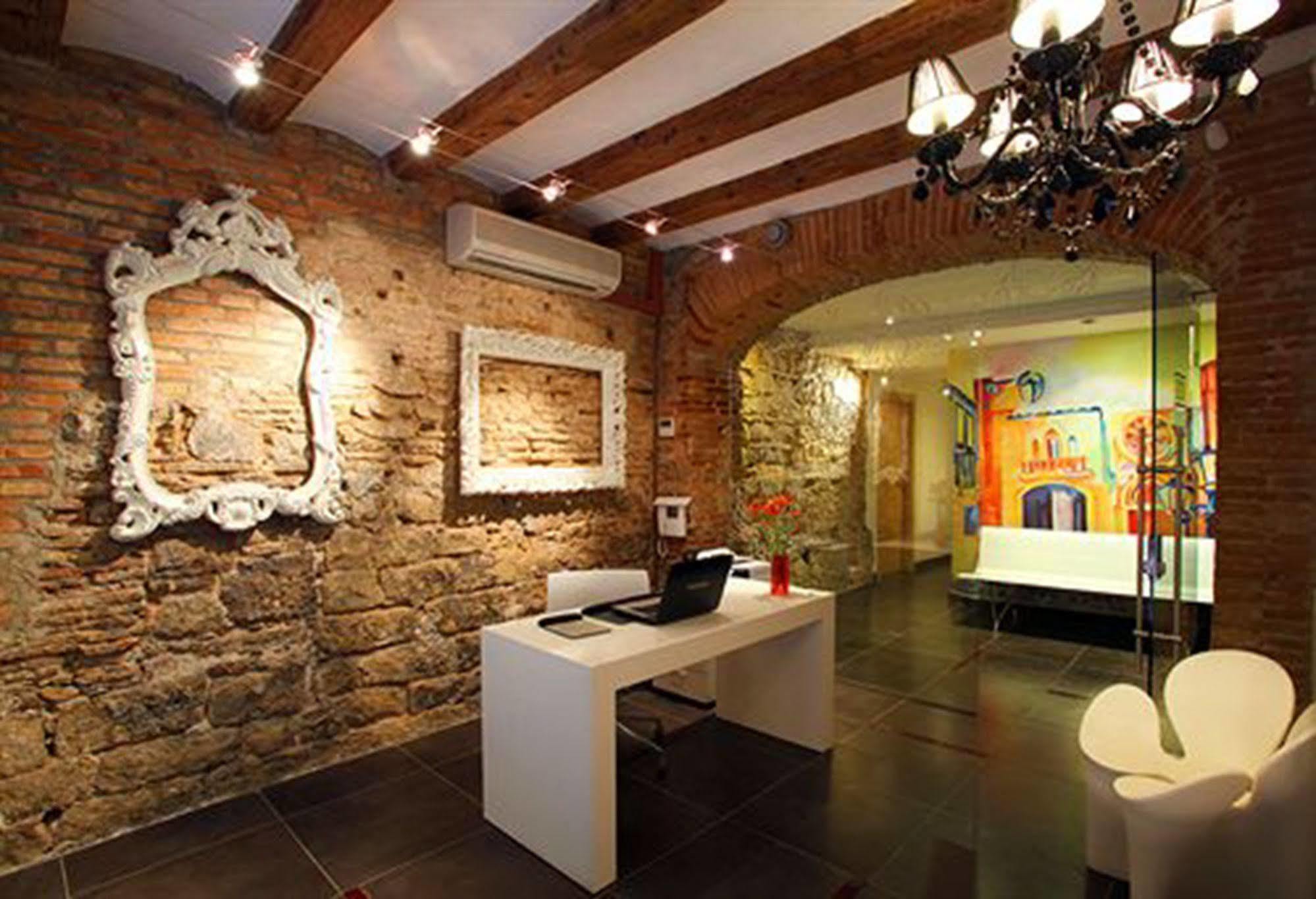 Apartaments Ciutat Vella Barcelona Exteriér fotografie